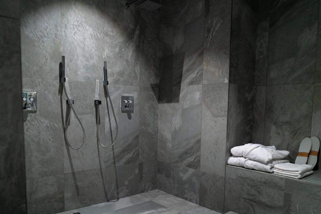 Set Spa Mouscron Kültér fotó
